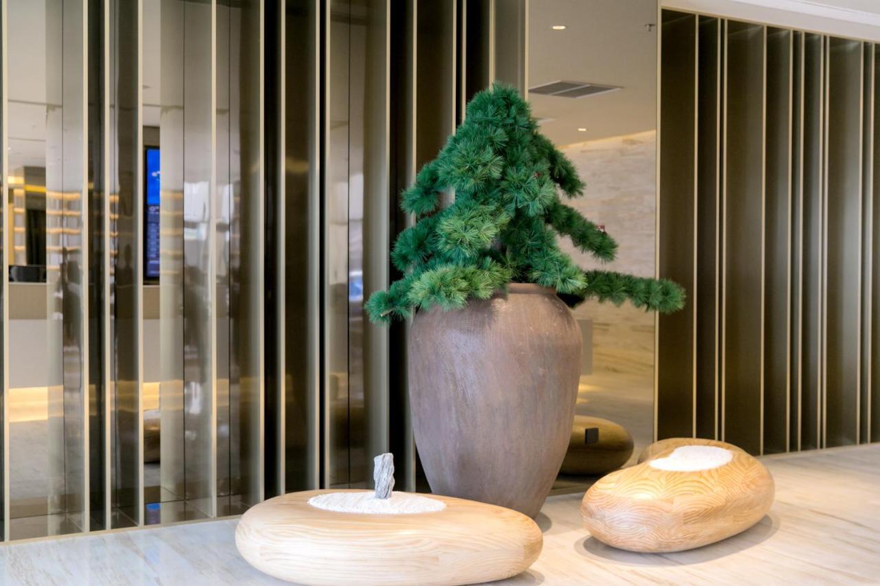 Ji Hotel Shanghai Exterior photo